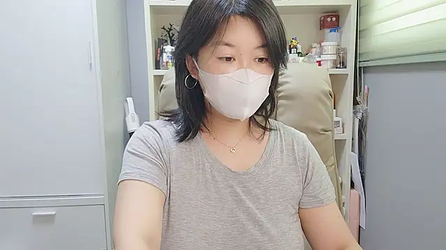 Snapshot of HaNa_Kim chatting on 06/24/26, 03:27 HaNa Kim online show from 06/24/26, 03:27
