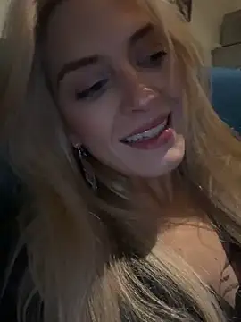 Lolitaxlola online show from 03/16/25, 06:55