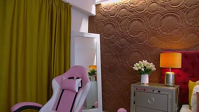 IrisMonn online show from 02/13/25, 05:37