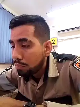 EnriquePersian197 online show from 01/16/25, 02:08