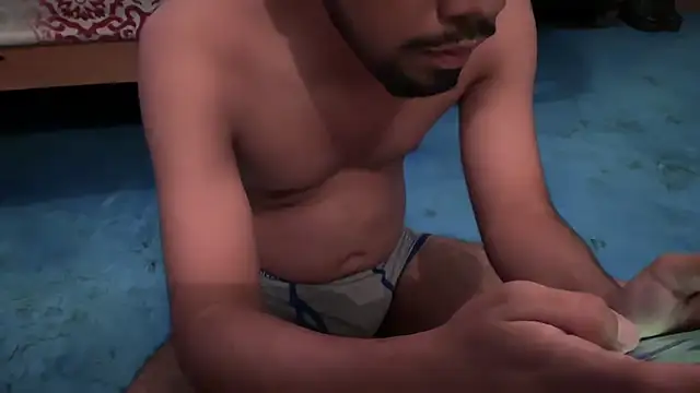 EnriquePersian197 online show from 03/05/25, 09:26