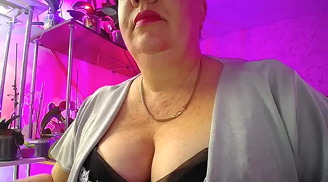 Snapshot of _Sweet_Woman chatting on 01/26/25, 12:43 Sweet Woman online show from 01/26/25, 12:43