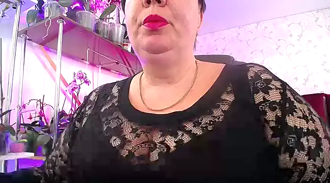 Snapshot of _Sweet_Woman chatting on 02/22/25, 12:19 Sweet Woman online show from 02/22/25, 12:19