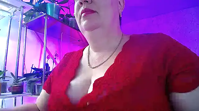 Snapshot of _Sweet_Woman chatting on 09/17/25, 04:25 Sweet Woman online show from 09/17/25, 04:25