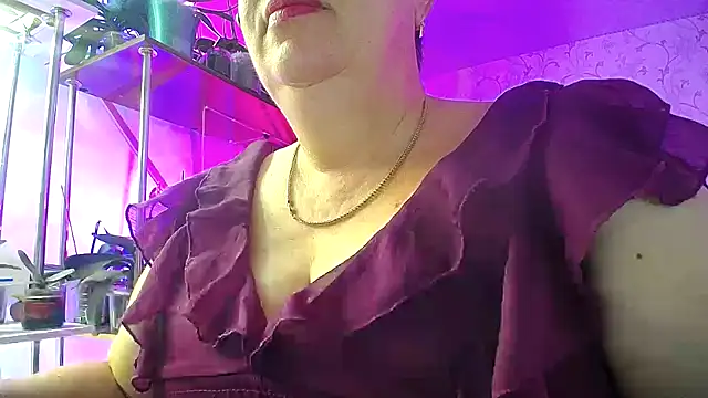 Snapshot of _Sweet_Woman chatting on 09/18/25, 04:14 Sweet Woman online show from 09/18/25, 04:14