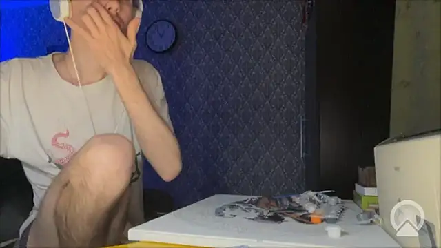 Aki-Laky online show from 12/22/25, 07:55