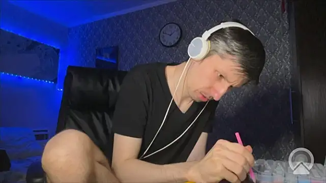 Aki-Laky online show from 03/06/26, 08:49