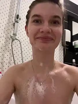 Snapshot of AnacondaOn chatting on 02/01/25, 10:13 AnacondaOn online show from 02/01/25, 10:13