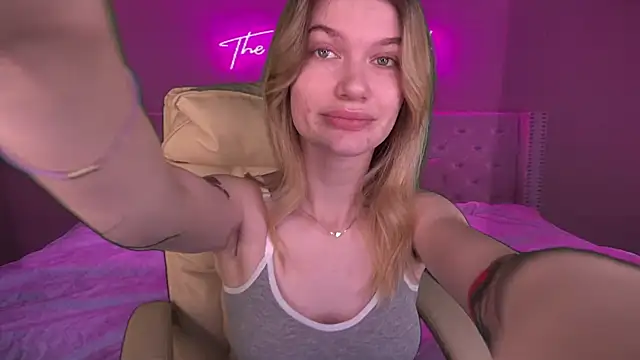 Snapshot of AnacondaOn chatting on 02/05/25, 08:32 AnacondaOn online show from 02/05/25, 08:32