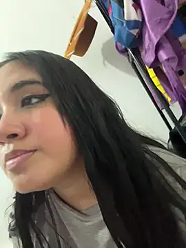 Snapshot of melyescobar chatting on 01/03/25, 03:12 melyescobar online show from 01/03/25, 03:12