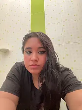 Snapshot of melyescobar chatting on 01/19/25, 03:10 melyescobar online show from 01/19/25, 03:10
