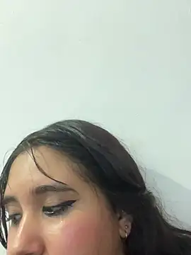 Snapshot of melyescobar chatting on 02/05/25, 03:09 melyescobar online show from 02/05/25, 03:09