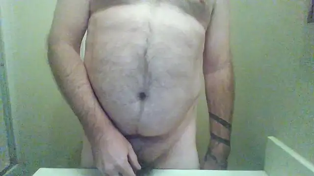 Snapshot of WatchinU82 chatting on 09/12/25, 07:25 WatchinU82 online show from 09/12/25, 07:25