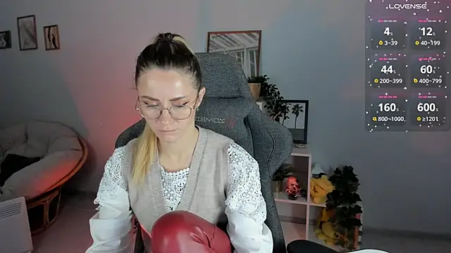 LadyIzabel online show from 02/09/25, 05:50