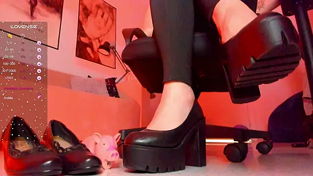 AliceSunday online show from 02/02/25, 02:13