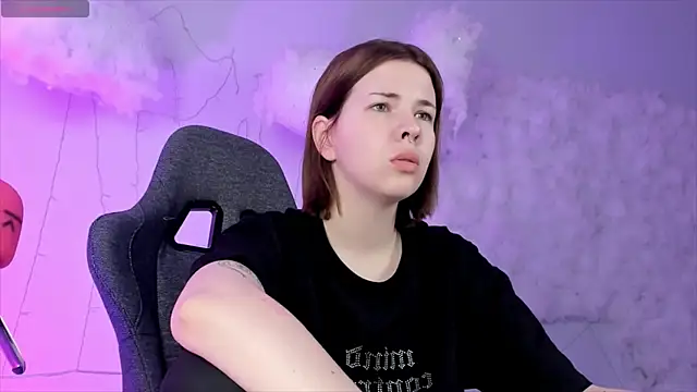 AliceSunday online show from 02/15/25, 08:11