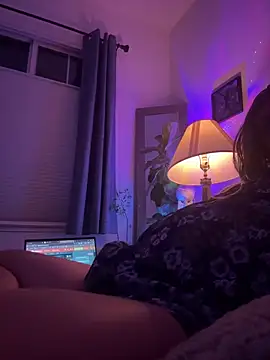 NinasNylonz online show from 10/03/25, 10:01