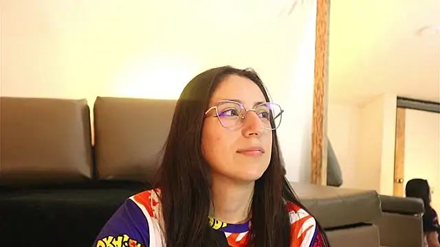 Sweet Sammy  online show from 05/04/26, 07:32
