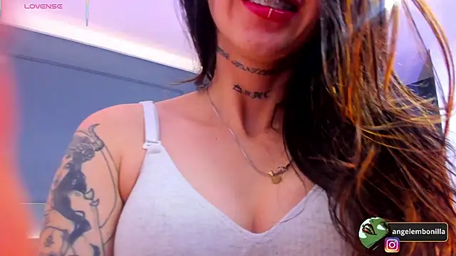 megan morgan01 online show from 11/26/25, 12:28