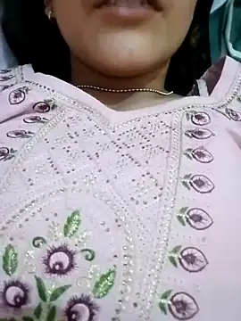 Snapshot of Bulbul_02 chatting on 03/07/25, 10:56 Bulbul 02 online show from 03/07/25, 10:56