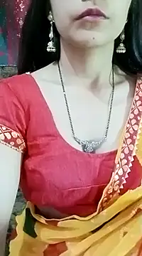 Snapshot of Bulbul_02 chatting on 03/08/25, 11:37 Bulbul 02 online show from 03/08/25, 11:37