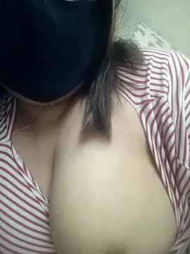 Naughty-Trisha online show from 11/05/25, 09:53