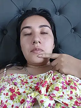 Hellen Alex online show from 01/17/26, 01:05