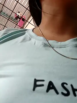 naughty-girl01 online show from 02/05/25, 01:33