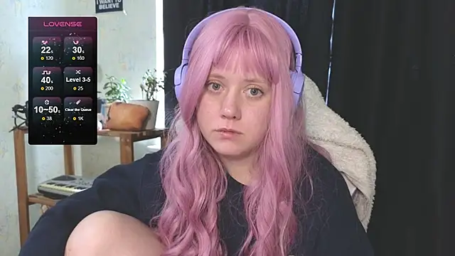 June shy0 online show from 09/25/25, 07:12