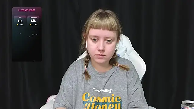 June shy0 online show from 12/05/25, 08:01