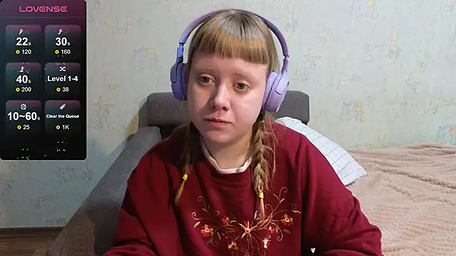 June shy0 online show from 02/01/26, 07:51