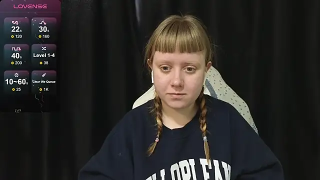 June shy0 online show from 02/28/26, 08:15