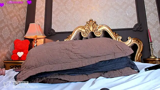 Snapshot of NahomiAcosta chatting on 03/15/25, 06:03 NahomiAcosta online show from 03/15/25, 06:03