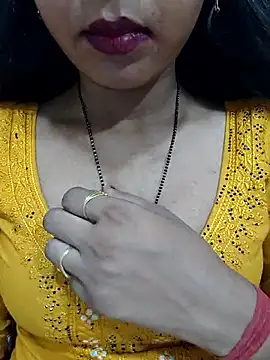 Snapshot of Sharmila-Singh chatting on 06/30/26, 06:31 Sharmila-Singh online show from 06/30/26, 06:31