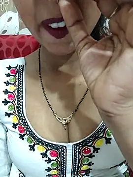 Snapshot of Sharmila-Singh chatting on 07/17/26, 07:04 Sharmila-Singh online show from 07/17/26, 07:04