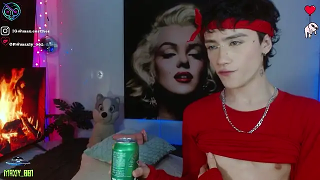 maxiy 001 online show from 04/19/26, 04:34