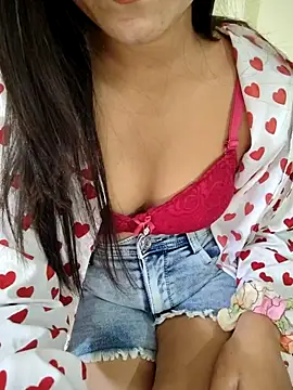 Snapshot of Meenakshi_ chatting on 02/12/26, 04:18 Meenakshi online show from 02/12/26, 04:18