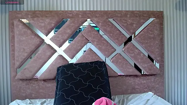  isaabellaa online show from 03/28/26, 03:00