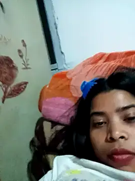 Snapshot of Queen_suman chatting on 01/07/25, 11:37 Queen suman online show from 01/07/25, 11:37