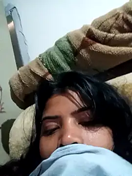 Snapshot of Queen_suman chatting on 02/03/25, 03:31 Queen suman online show from 02/03/25, 03:31