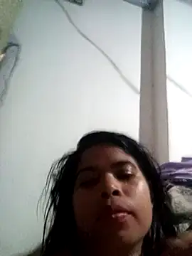 Snapshot of Queen_suman chatting on 03/19/25, 04:25 Queen suman online show from 03/19/25, 04:25