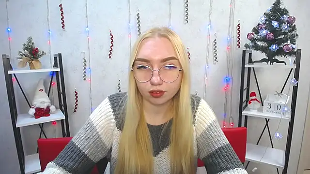 BeatriceFly online show from 12/30/24, 09:27