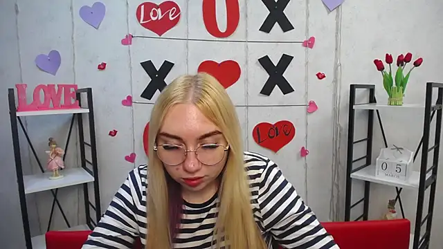 BeatriceFly online show from 03/05/25, 12:22