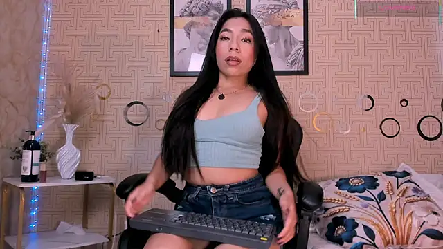 Mia Gothzx online show from 07/22/26, 06:43