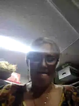 Edged Hot69 online show from 12/17/24, 09:38