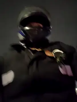 Edged Hot69 online show from 03/05/25, 10:33