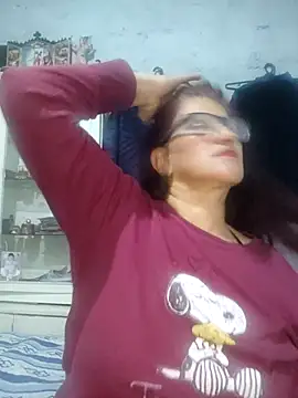 Edged Hot69 online show from 10/21/25, 02:34