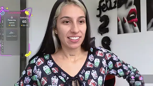 tammyandrade  online show from 11/24/25, 02:28