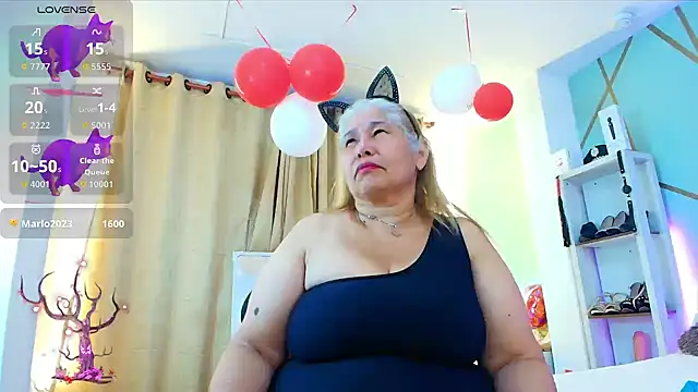 girl amada online show from 09/26/25, 10:47