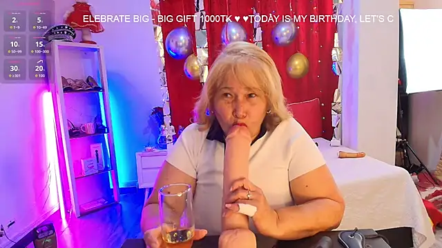 girl amada online show from 01/17/26, 06:00